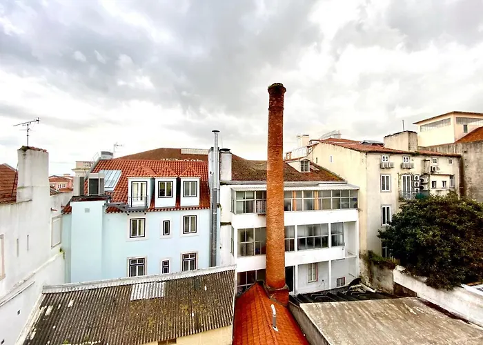 Pensión Artdeco Chiado 4 - Large Comfortable Double With Shared Bathroom 3*